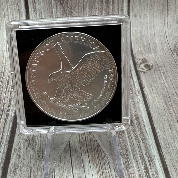2023 American Silver Eagle Uncirculated 99.9% Silver 1 Troy Oz $1 Coin - Picture 5 of 7